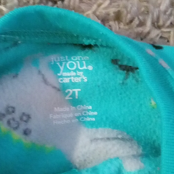 Carters dinosaur footed fleece pajamas 2t - Picture 3 of 3